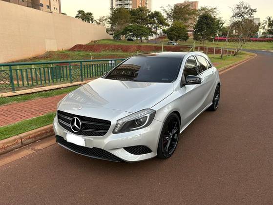 MERCEDES-BENZ CLASSE A 1.6 200 TURBO URBAN GASOLINA 4P AUTOMATIZADO MERCEDES-BENZ CLASSE A 1.6 200 TURBO URBAN GASOLINA 4P AUTOMATIZADO